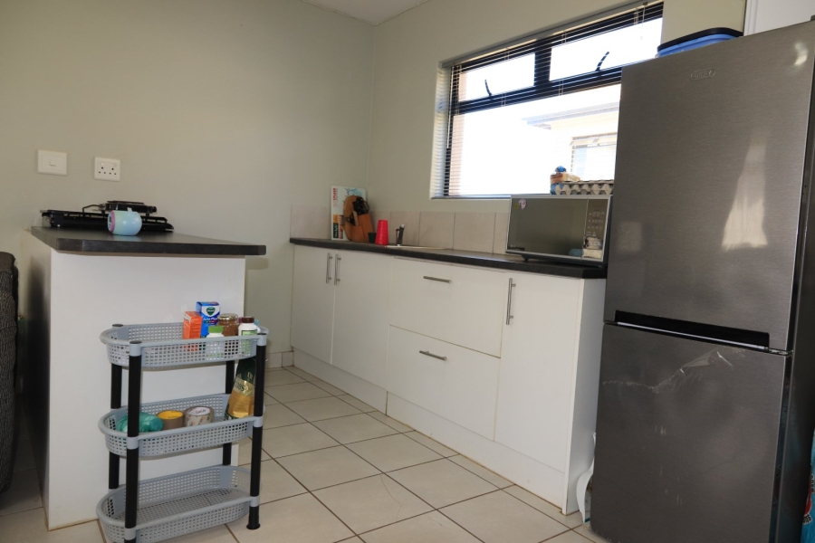 To Let  Bedroom Property for Rent in Kidds Beach Eastern Cape
